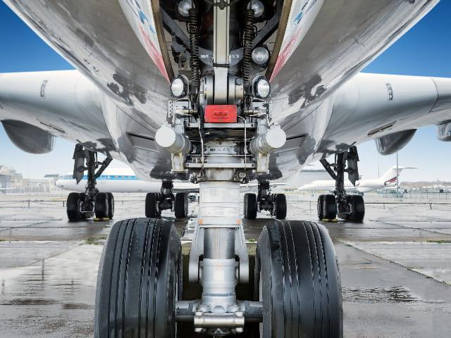 航空燃料，惰化和润滑系统
